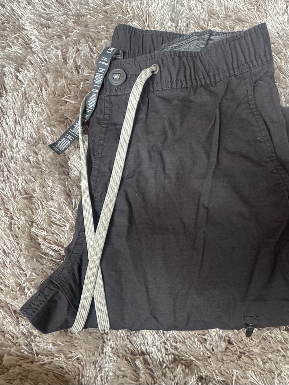 Vuori Black Straight-Leg Pull-On Pants with Contrast Drawstring